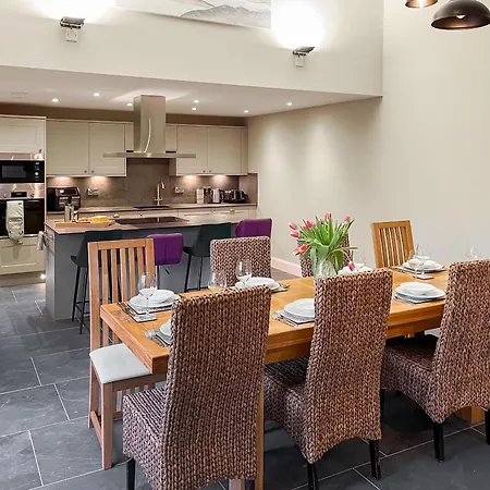 Dom wakacyjny Luthien Barn - Uk50881